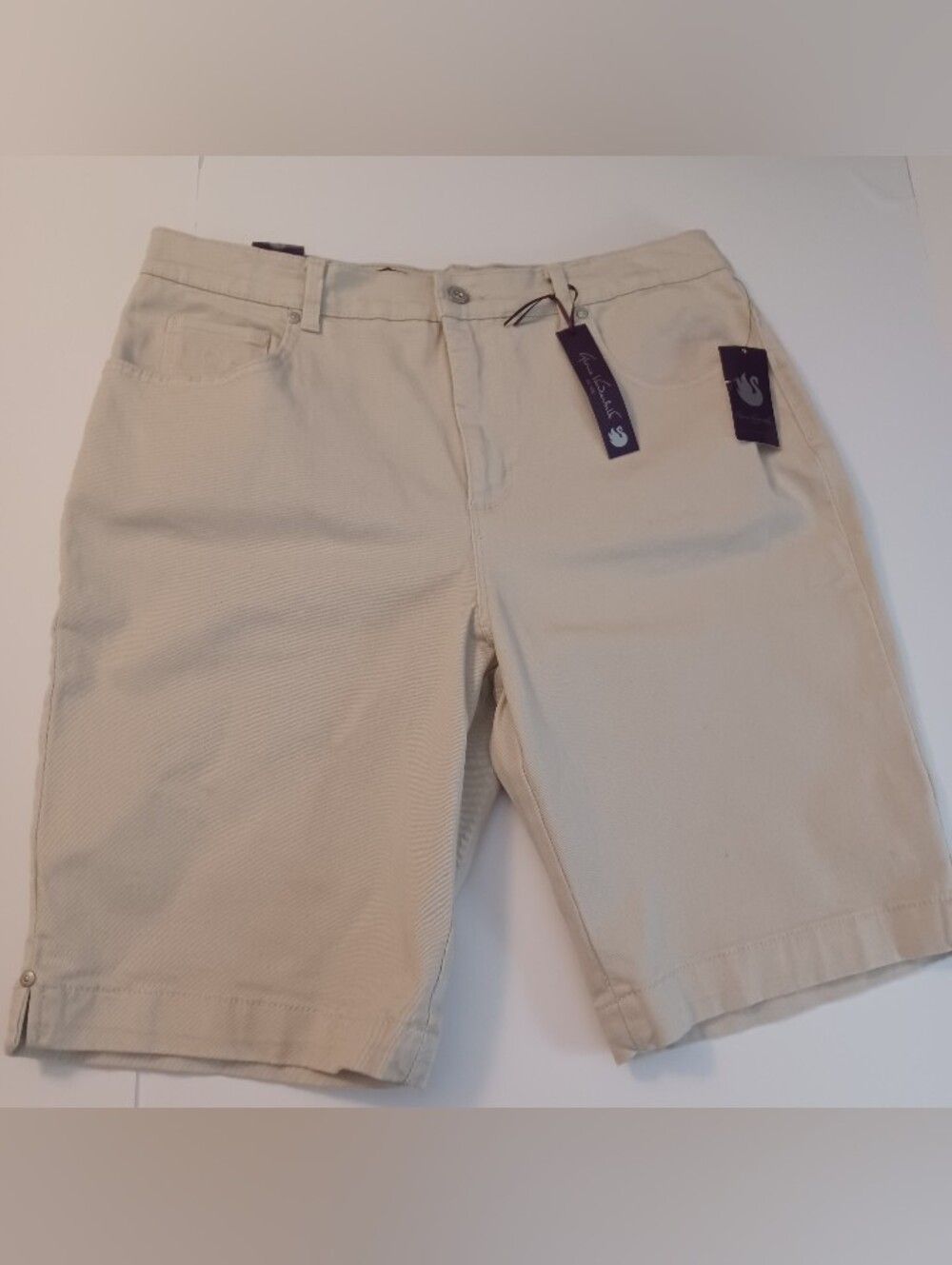 GV Amanda Bermuda Shorts Sz 16